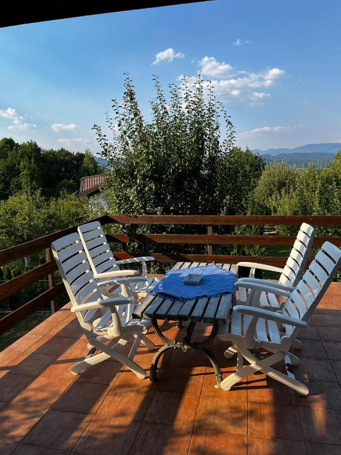 Holiday Home Amila Високо Екстериор снимка