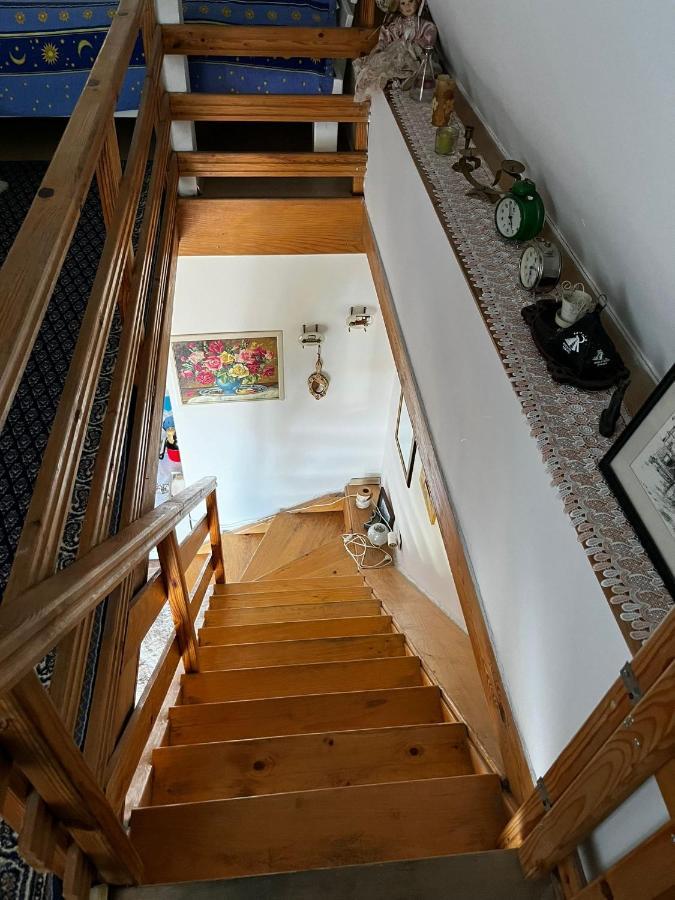 Holiday Home Amila Високо Екстериор снимка