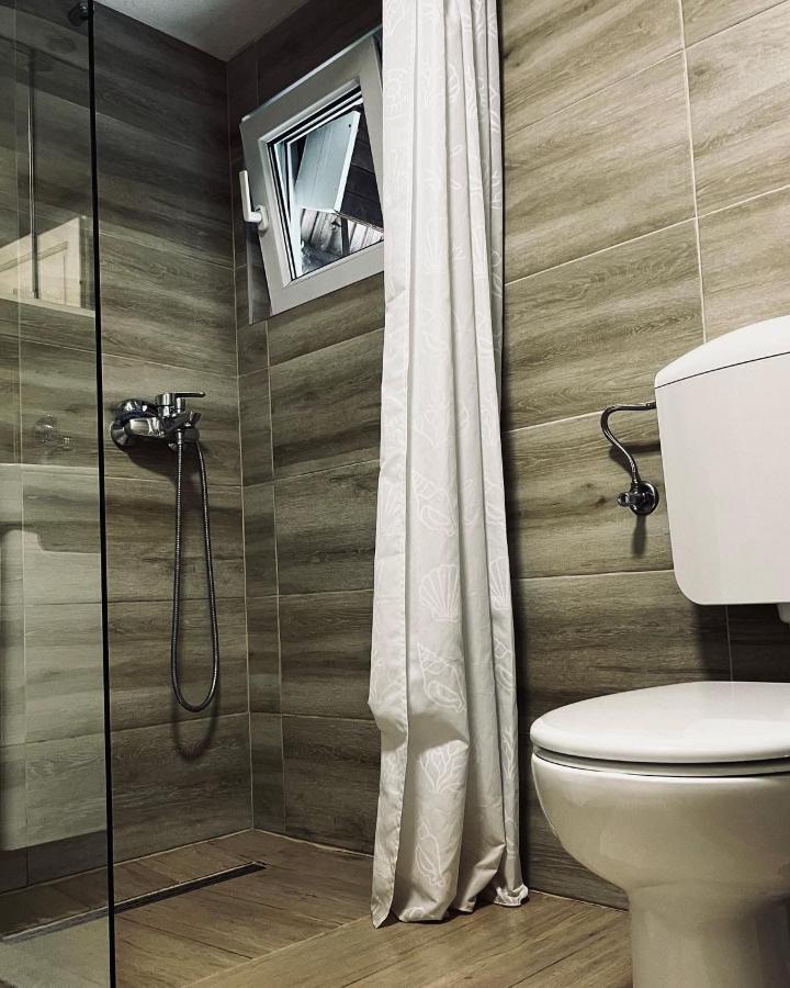 Holiday Home Amila Високо Екстериор снимка